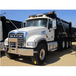 2016 MACK CU713 DUMP, VIN/SN:1M2AX09C9GM027354 - TRI AXLE, 415 HP MACK MPH415C DIESEL ENGINE, ALLISO