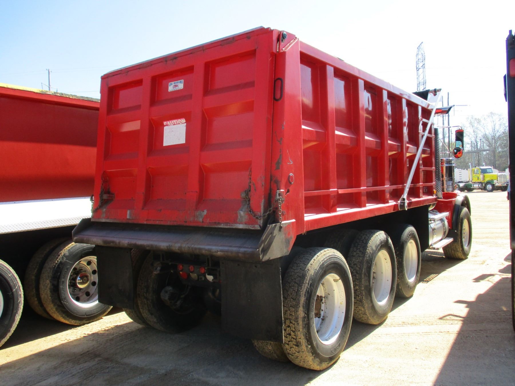 2014 KENWORTH T800 DUMP, VIN/SN1NKDGGGG20J425303 GLIDER KIT, TRI