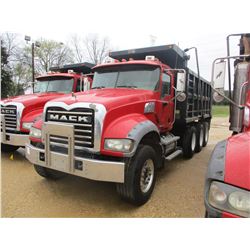 2008 MACK GU713 DUMP, VIN/SN:1M2AX09C98M003797 - TRI-AXLE, MACK MP8425M DIESEL ENGINE, T310 10 SPEED