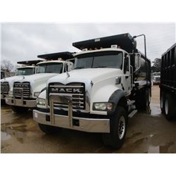 2007 MACK CTP713 DUMP, VIN/SN:1M2AT04057M004768 - T/A, MACK MP7-405M ENGINE, MACK T310M 10 SPEED TRA