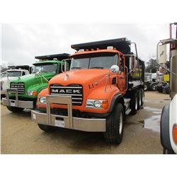 2007 MACK CV713 TRUCK TRACTOR, VIN/SN:1M2AG11C07M062561 - TRI-AXLE, MACK DIESEL ENGINE, 10 SPD TRANS