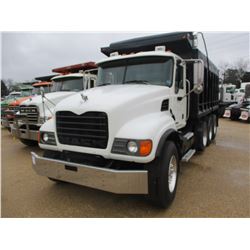 2007 MACK CV713 DUMP, VIN/SN:1M2AG11Y37M060623 - TRI-AXLE, AMI-370 MACK DIESEL ENGINE, 10 SPEED TRAN