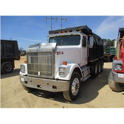 1990 INTERNATIONAL 4370 DUMP, VIN/SN:2HSFBG3R1LC039983 - TRI-AXLE, CUMMINS 400 DIESEL ENGINE, 16' DU