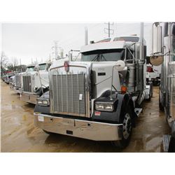 2005 KENWORTH W900 TRUCK TRACTOR, VIN/SN:1XKWD49X05R075603 - T/A, ISX CUMMINS DIESEL ENGINE, 13 SPEE
