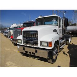 2004 MACK CH613 TRUCK TRACTOR, VIN/SN:1M2AA18Y34N156636 - T/A, 427 HP MACK 427 DIESEL ENGINE, 13 SPE