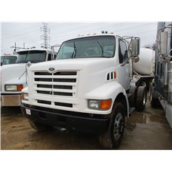 1998 FORD LOUISVILLE TRUCK TRACTOR, VIN/SN:1FDXN80F6WVA18173 - S/A, CAT DIESEL ENGINE, A/T, 33,000# 