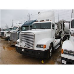 1998 FREIGHTLINER TRUCK TRACTOR, VIN/SN:1FUWDMCA5WP902873 - S/A, 330 HP CUMMINS DIESEL ENGINE, 10 SP