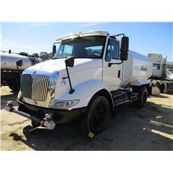 2009 INTERNATIONAL 8600 TRANS STAR WATER TRUCK, VIN/SN:1HSHWAHN39J122423 - S/A, IHC DIESEL ENGINE, 1