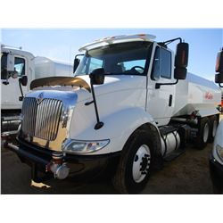 2006 INTERNATIONAL 8600 WATER TRUCK, VIN/SN:1HSHXAHR26J353261 - T/A, CUMMINS DIESEL ENGINE, 10 SPEED