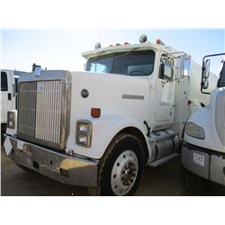 1987 INTERNATIONAL 9370 FUEL TRUCK, VIN/SN:2HTFC000XGCA10402 - T/A, DETRIOT DIESEL ENGINE, 10 SPEED 