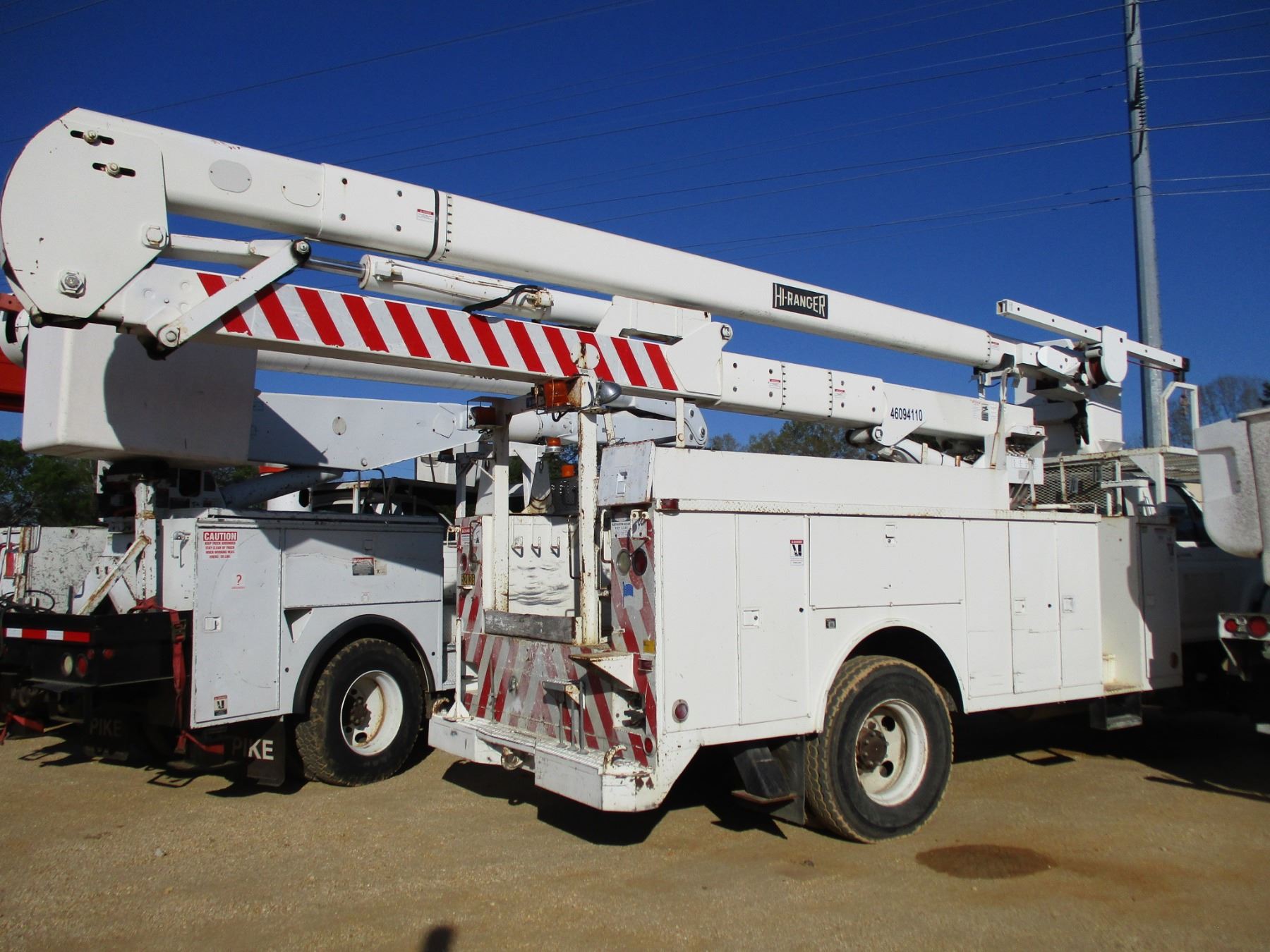 1998 FORD F SERIES BUCKET TRUCK, VIN/SN1FDYF80C1WVA06309 S/A, DIESEL