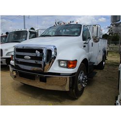 2006 FORD F750 SERVICE TRUCK, VIN/SN:3FRXF75N16V343486 - S/A, CAT DIESEL ENGINE, 7 SPEED TRANS, AUTO