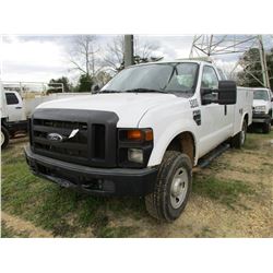 2008 FORD F250 SERVICE TRUCK, VIN/SN:1FDSX21508E063208 - 4X4, EXT CAB, V8 GAS ENGINE, A/T, READING T