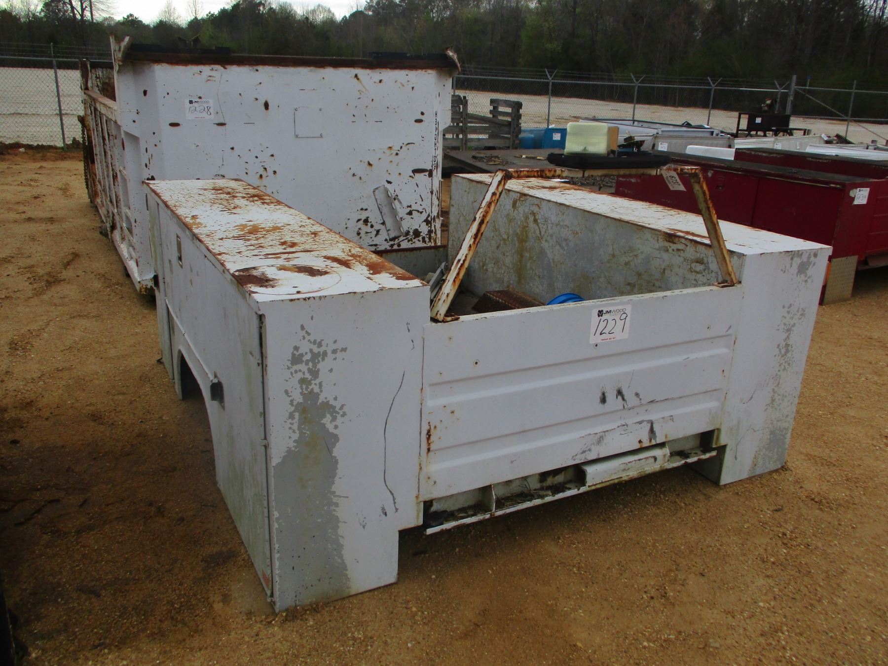 RAWSON/KOENING MAINTENANCE TRUCK BED