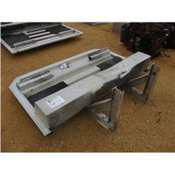 ROAD GEAR HEADACHE RACK, - ALUM