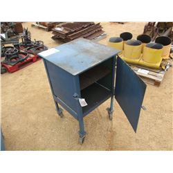 METAL CABINET, ROLL AROUND