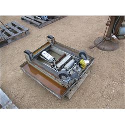 WORK TABLE, - 2000 LBS, ROLL AROUND, HYD