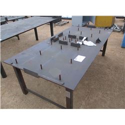 4' X 8' METAL TABLE