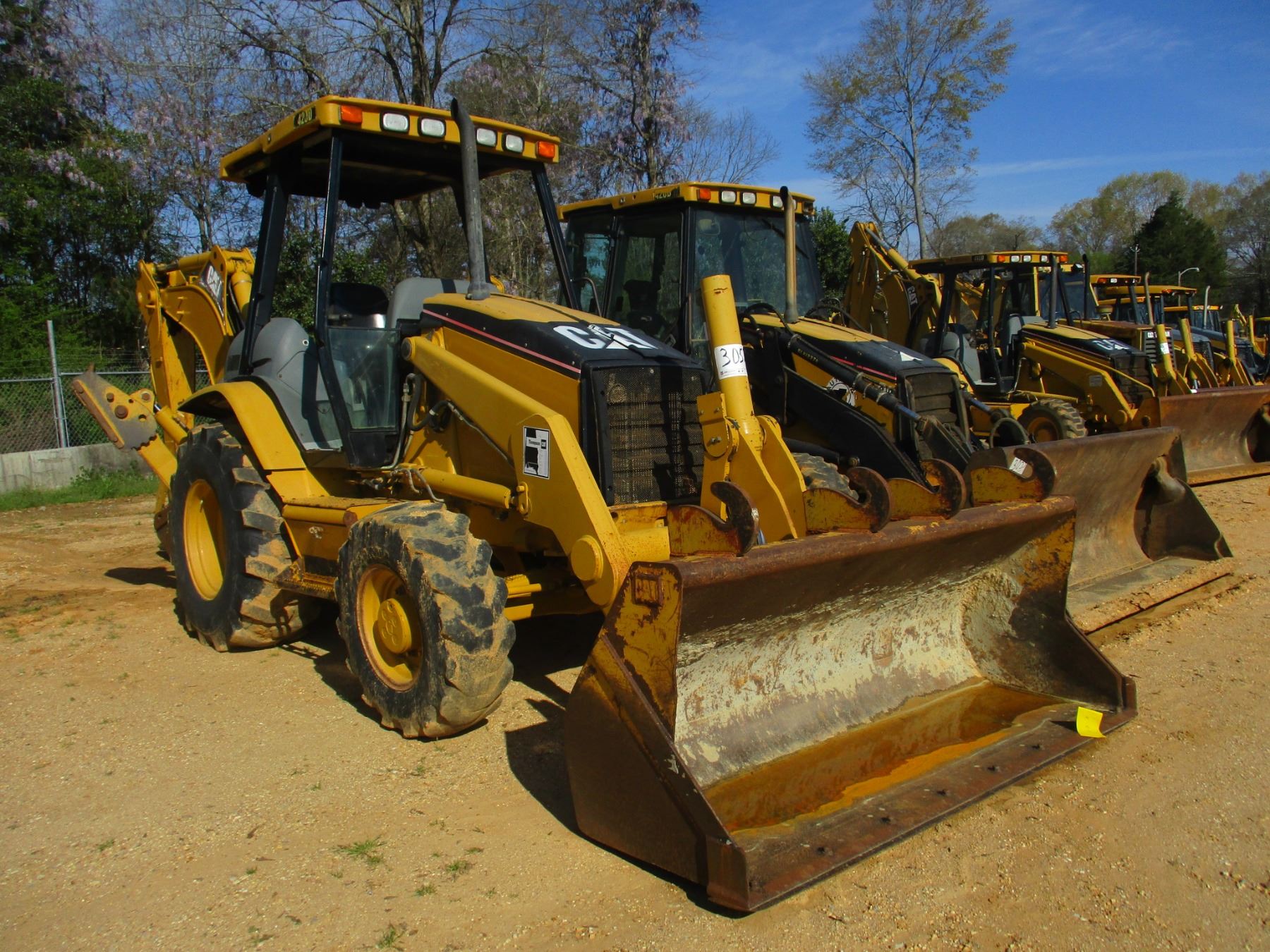 2004 CAT 420D LOADER BACKHOE, VIN/SNFDP21579 4X4, GP BUCKET, 24" HOE