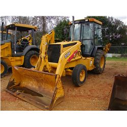 2000 JOHN DEERE 310E LOADER BACKHOE, VIN/SN:882053 - E-STICK, GP BUCKET, 24" HOE BUCKET, ECAB W/AIR,