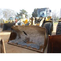 2007 KOMATSU WA450-6 WHEEL LOADER, VIN/SN:A44052 - GP BUCKET, ECAB W/AIR, 26.5R25 TIRES, METER READI