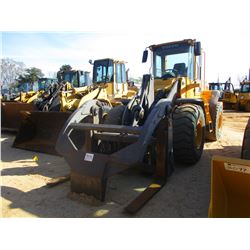 2006 VOLVO L90E WHEEL LOADER, VIN/SN:V66701 - WICKER FORKS W/TOP CLAMP, AUX HYD, ECAB W/AIR, 20.5-25