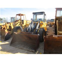 VOLVO L50C WHEEL LOADER, VIN/SN:P11144 - QUICK COUPLER, GP BUCKET, ECAB W/AIR, 17.5-25 TIRES, METER 