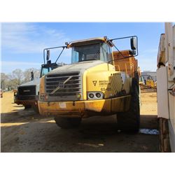 2003 VOLVO A40D ARTICULATED DUMP, VIN/SN:10716 - TAILGATE, ECAB W/AIR, 29.5-25 TIRES, METER READING 
