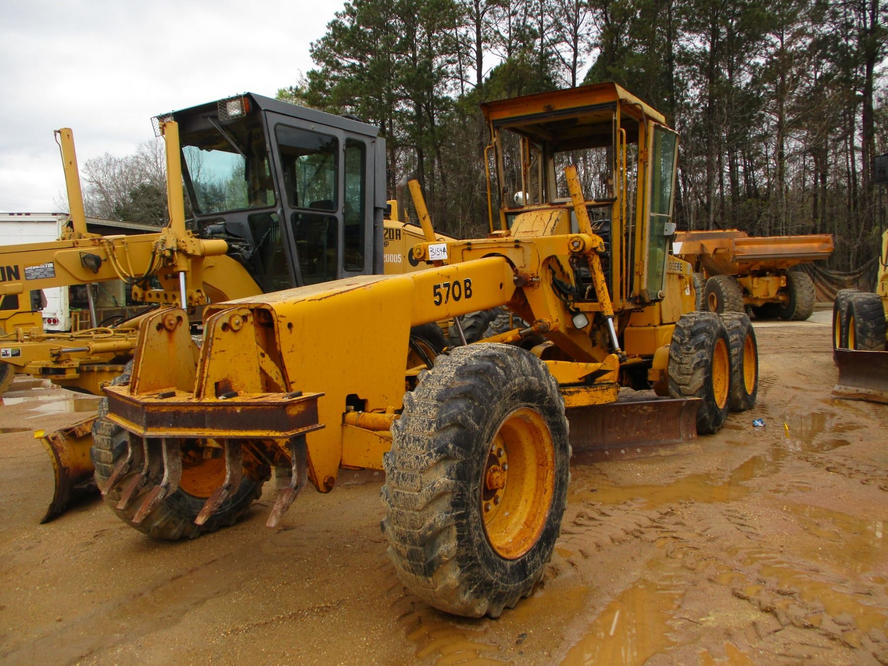 JOHN DEERE 570B MOTOR GRADER, VIN/SN:523107 - 12' HY MOLDBOARD ...