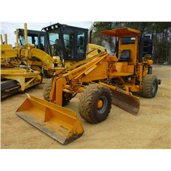 PB 510CWE MOTOR GRADER, VIN/SN:PBC86K460 - REAR RIPPER, FRONT BUCKET, 10' MOLDBOARD, CANOPY