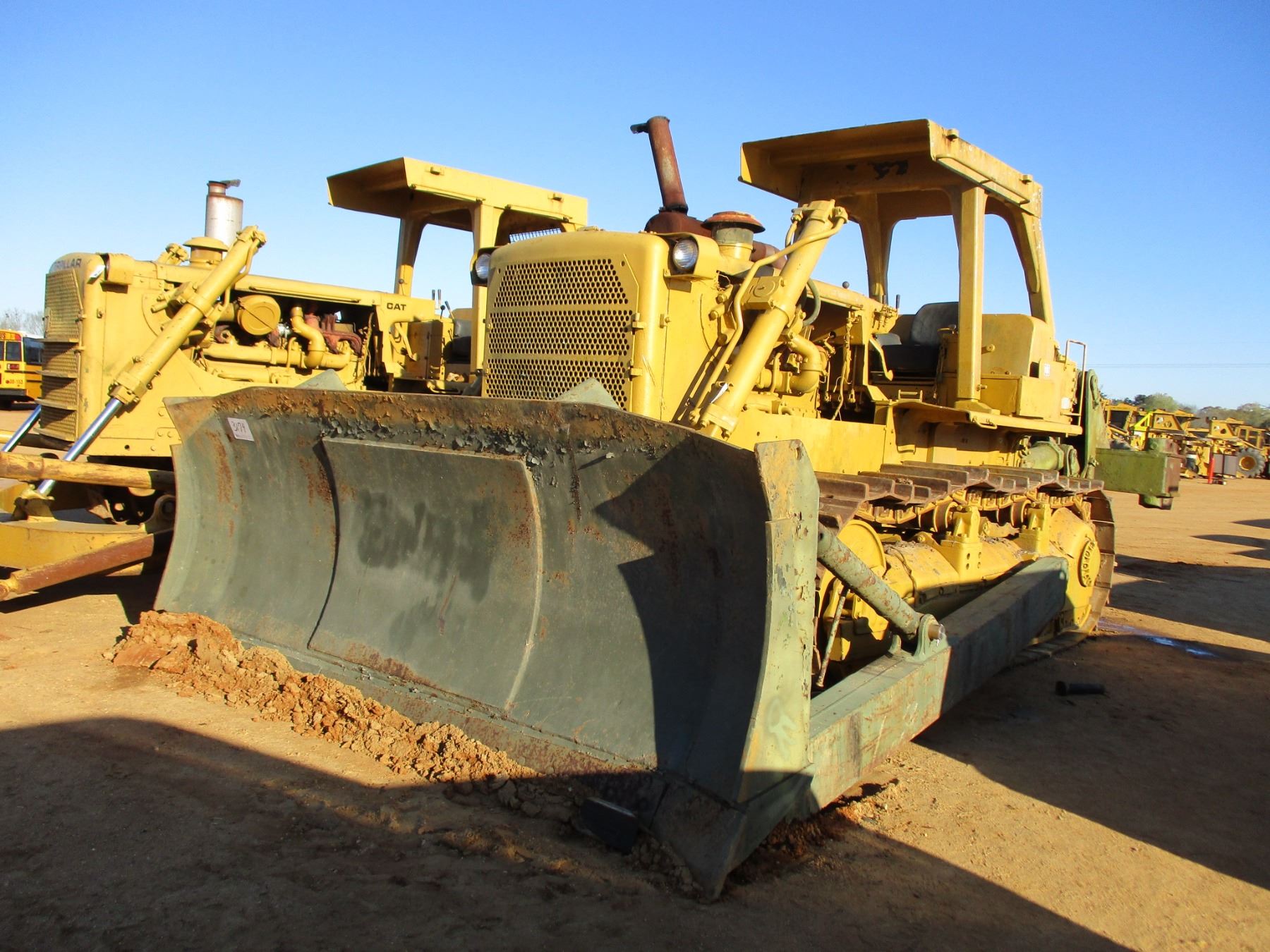 CAT D8K CRAWLER TRACTOR, VIN/SN:77V6267 - ANGLE BLADE, SPACER PLATE ...