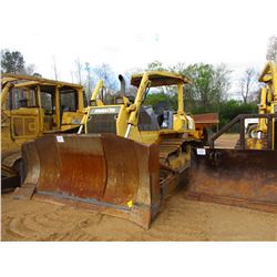 KOMATSU D65 EX-1 CRAWLER TRACTOR, VIN/SN:67136 - STRAIGHT BLADE W/HYD TILT, CANOPY, METER READING 7,