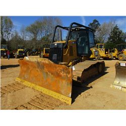 2014 CAT D6K2 LGP CRAWLER TRACTOR, VIN/SN:RST00650 - 6 WAY BLADE, DIFF STEER, ECAB W/AIR, SWEEPS, ME