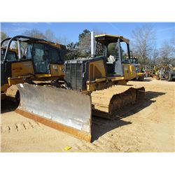 2006 JOHN DEERE 700J LGP CRAWLER TRACTOR, VIN/SN:131518 - 6 WAY BLADE, CANOPY, METER READING 5,028 H