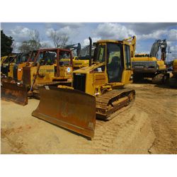 2003 CAT D4G XL CRAWLER TRACTOR, VIN/SN:CFN00975 - 6 WAY BLADE, ECAB W/AIR, METER READING 12,597 HOU