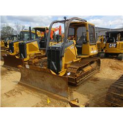 1999 JOHN DEERE 450H LT CRAWLER TRACTOR, VIN/SN:880247 - 6 WAY BLADE, CANOPY, SWEEPS, SCREENS, METER