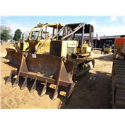 JOHN DEERE 450D CRAWLER TRACTOR, VIN/SN:702186 - 6 WAY BLADE, CANOPY, SWEEPS, SCREENS