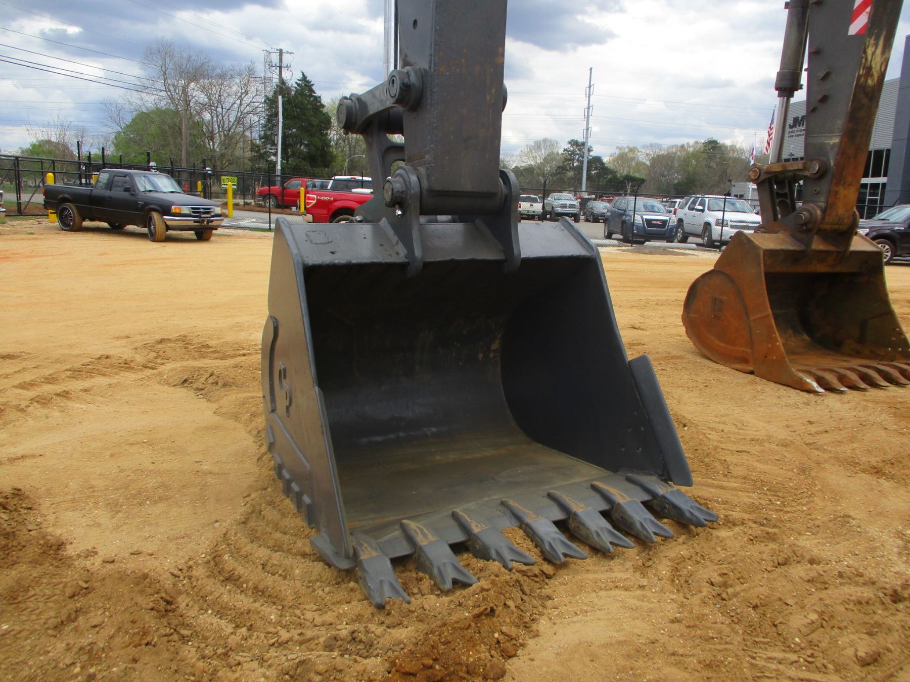 2012 JOHN DEERE 470G HYDRAULIC EXCAVATOR, VIN/SN470235 12'10" STICK