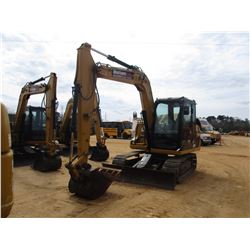 2013 CAT 307D HYDRAULIC EXCAVATOR, VIN/SN:DSG03423 - 7' STICK, 28" BUCKET, AUX HYD, BLADE, RUBBER IN