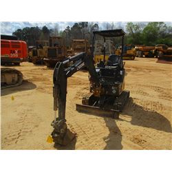 2013 JOHN DEERE 17D MINI EXCAVATOR, VIN/SN:221827 - 3' STICK, QUICK COUPLER, 12" BUCKET, AUX HYD, BL