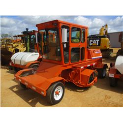2001 BROCE RJ350 BROOM, VIN/SN:401369 - 8' BROOM, DIESEL ENGINE, ECAB W/AIR, METER READING 5,398 HOU