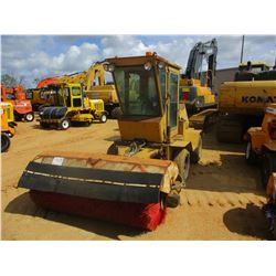 CHALLENGER II BROOM, VIN/SN:K2068 - 8' BROOM, ECAB, METER READING 542 HOURS