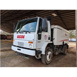 2004 ELGIN SWEEPER TRUCK, VIN/SN:49HAABV074DM96915 - STERLING SC-8000 CHASSIS, CUMMINS DIESEL ENGINE