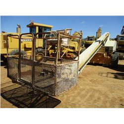 2004 JLG 80HX MANLIFT, VIN/SN:8970 - 4X4, 1000LB CAPACITY, 80' MAX HEIGHT, 70'-7" MAX REACH, METER R