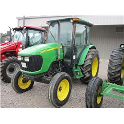 2006 JOHN DEERE 5525 FARM TRACTOR, VIN/SN:252191 - 3 PTH, PTO, 2 REMOTES, ECAB W/AIR, 460/85R30 TIRE