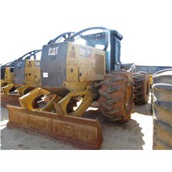 2015 CAT 525D SKIDDER, VIN/SN:GKP00111 - GRAPPLE, SINGLE ARCH, ECAB W/AIR, 30.5L-32 TIRES, METER REA