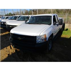2011 CHEVROLET SILVERADO PICK UP, VIN/SN:1GCRKPE02BZ392562 - 4X4, EXTERNAL CAB, V8 GAS ENGINE, A/T, 