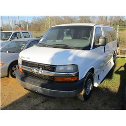 2008 CHEVROLET EXPRESS VAN, VIN/SN:1GAGG25K181191166 V8 GAS ENGINE, A/T, 10 PASSANGER, ODOMETER READ