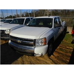2008 CHEVROLET SILVERADO PICKUP, VIN/SN:2GCEK13M181168525 - 4X4, CREW CAB,M V8 GAS ENGINE, A/T, ODOM