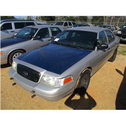 2007 FORD CROWN VICTORIA VIN/SN:2FAHP71W17X145012 - V8 GAS ENGINE, A/T, ODOMETER READING 242,875 MIL